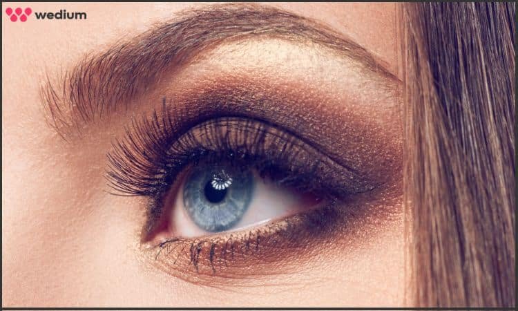 Soft Smoky Eyes