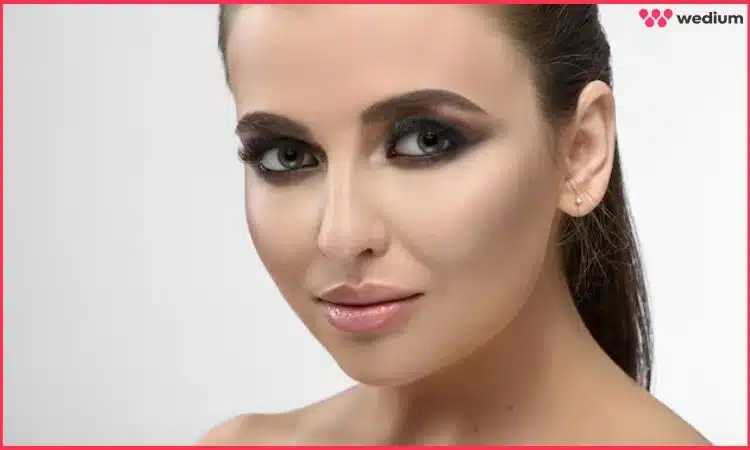 classic smokey eyes